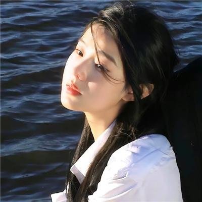 不识君